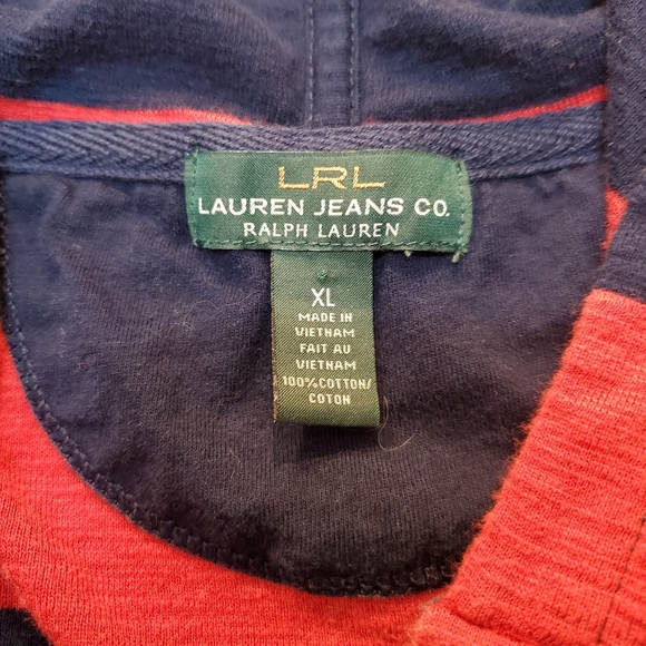 Lauren Jean's with Open Neck XL - Picture 3 of 4